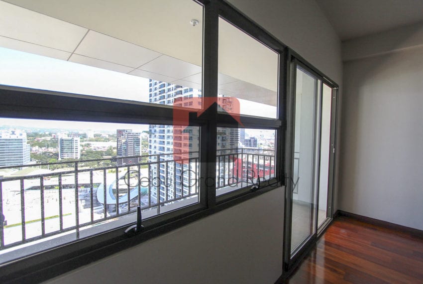 SRBAV2 4 Bedroom Penthouse for Sale in Cebu Business Park Cebu G