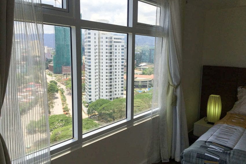 RC304 2 Bedroom Condo for Rent in Sedona Parc Cebu Business Park