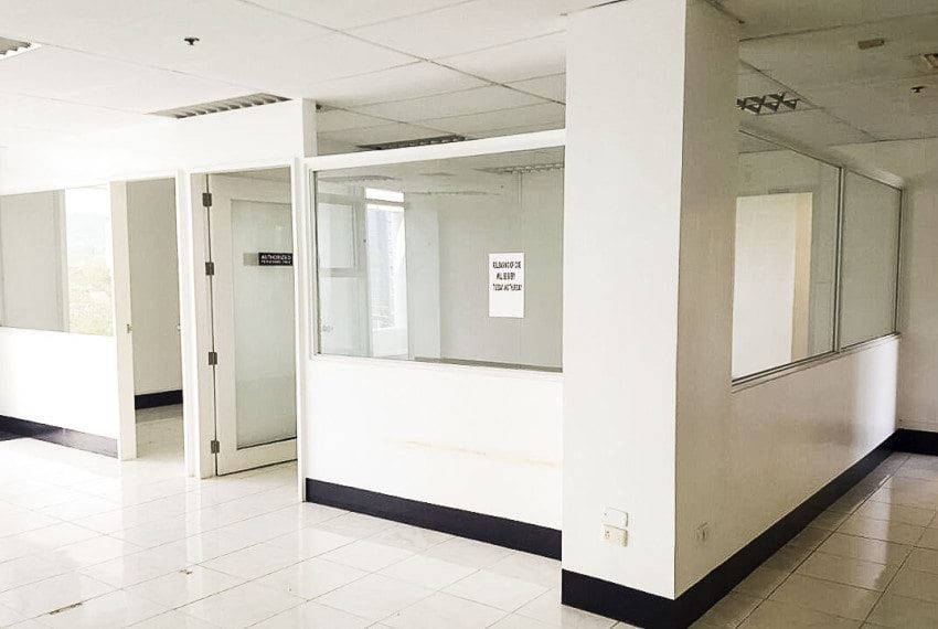 RCP135 154 SqM PEZA Office for Rent in Cebu Business Park Cebu G