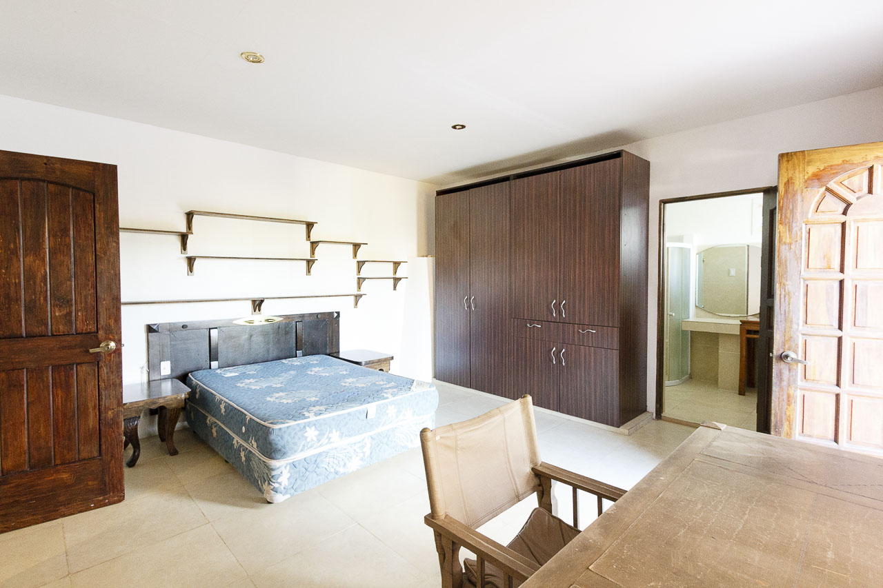 RH270 5 Bedroom House for Rent in Maria Luisa Estate Park Cebu C