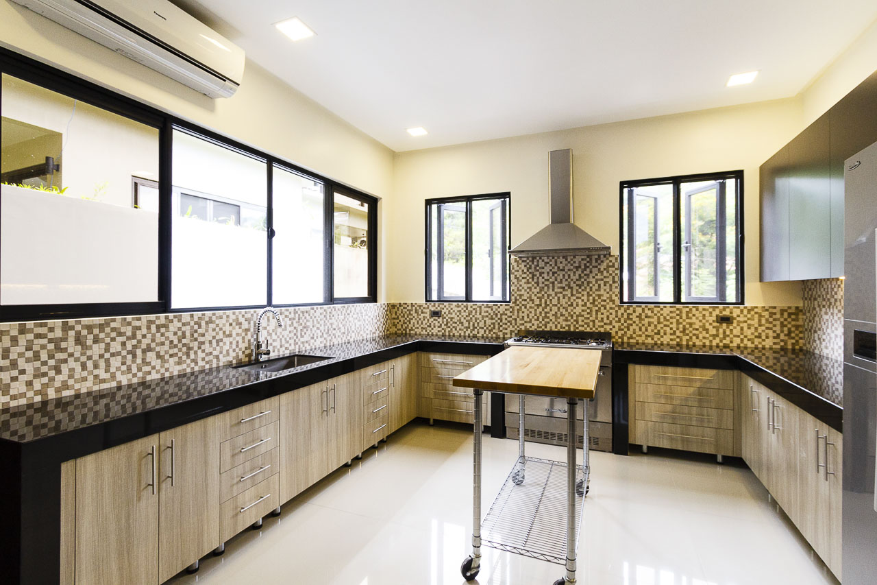 RH272 5 Bedroom House for Rent in Maria Luisa Park Cebu City Cebu Grand Realty (7)