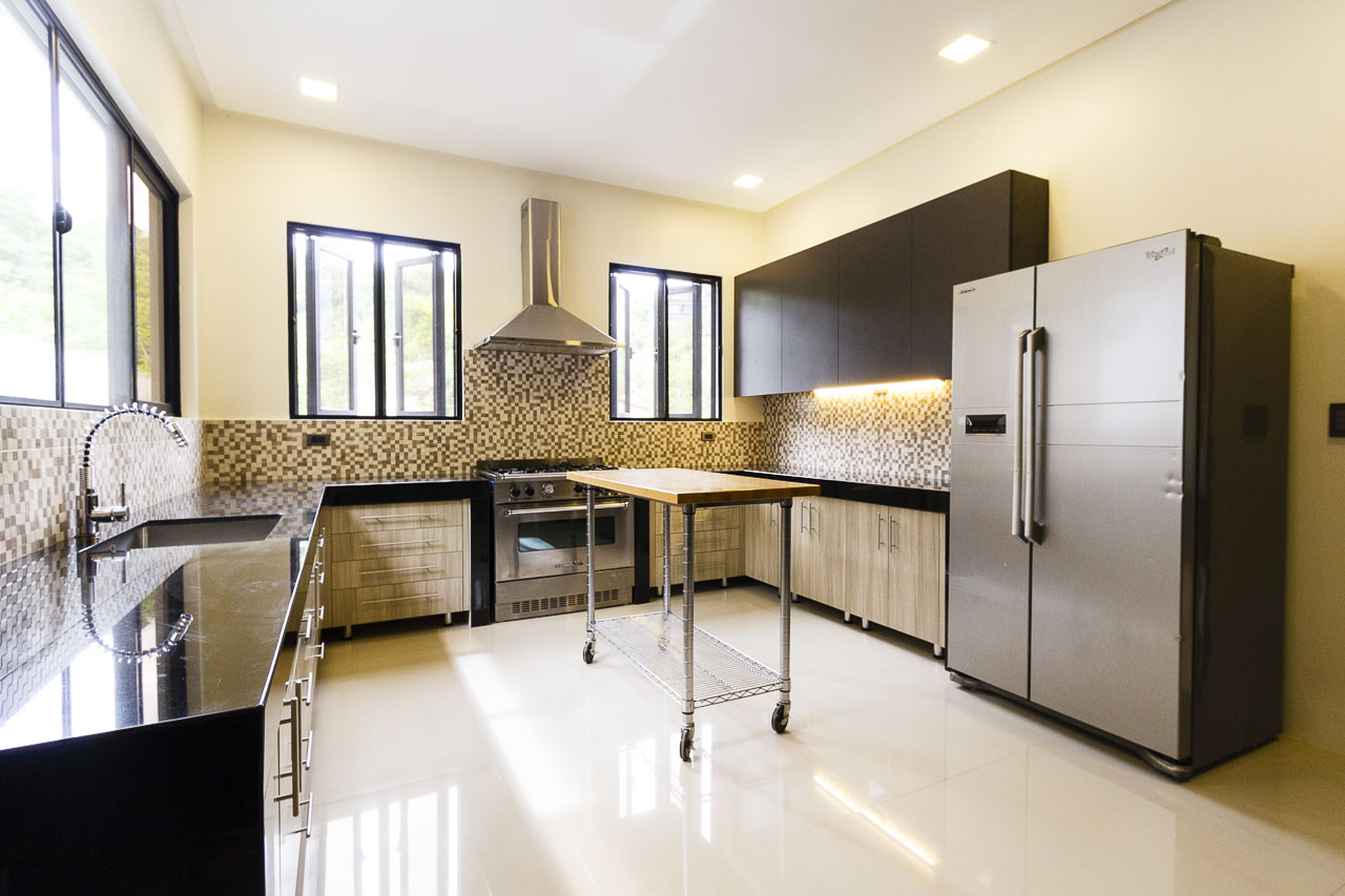 RH272 5 Bedroom House for Rent in Maria Luisa Park Cebu City Cebu Grand Realty (8)