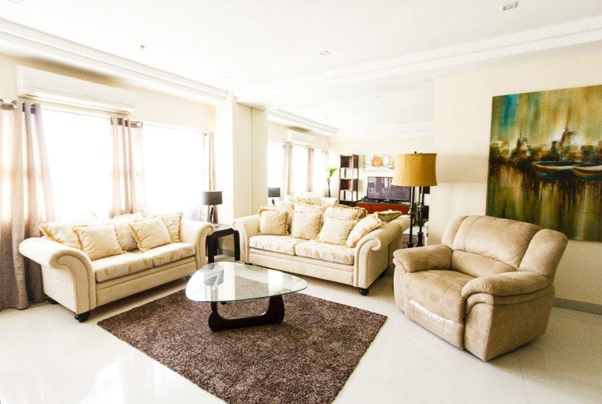 RC321 3 Bedroom Condo for Rent in Cebu Business Park Avalon Condominium Cebu Grand Realty (1)