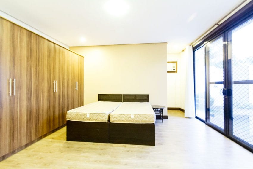 RH279 4 Bedroom House for Rent in Cebu City Banilad Cebu Grand R