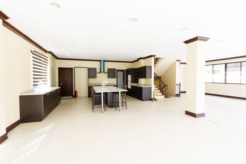 SRB4 5 Bedroom House for Sale in Maria Luisa Park Banilad Cebu C