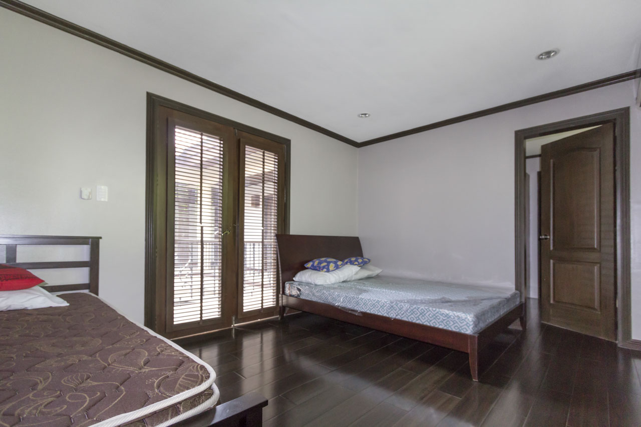 RH135 4 Bedroom House for Rent in Maria Luisa Park Cebu City Ceb