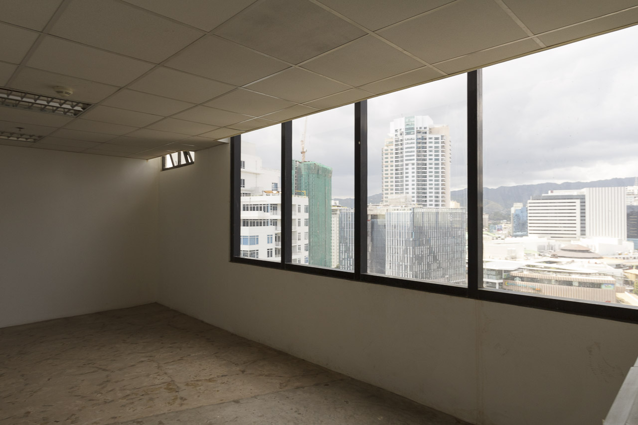 RCP148 185 SqM PEZA Office Space for Rent in Cebu Business Park