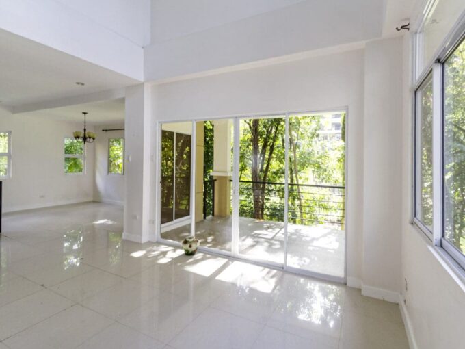 House for Rent in Maria Luisa