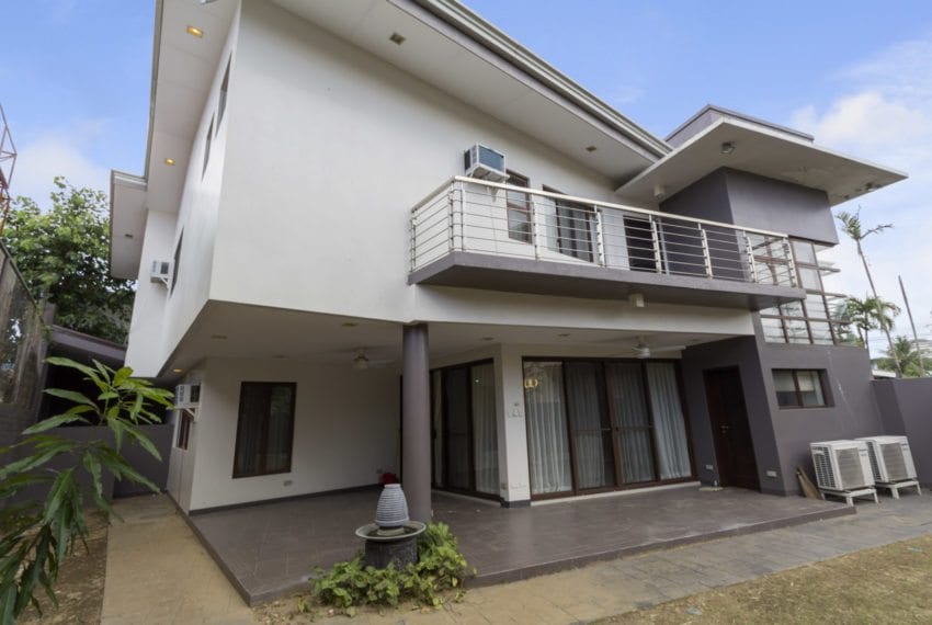 RH117 4 Bedroom House for Rent in Banilad Cebu Grand Realty