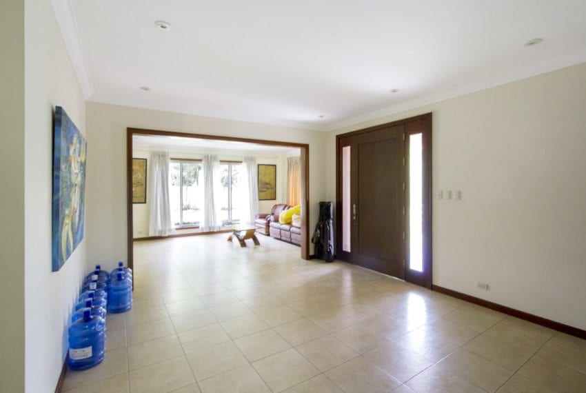 RHNT3 5 Bedroom House for Rent in North Town Homes Cebu Grand Re