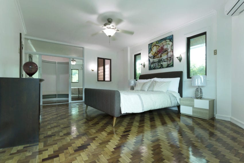 SRBML30 5 Bedroom House for Sale in Maria Luisa Park Cebu Grand