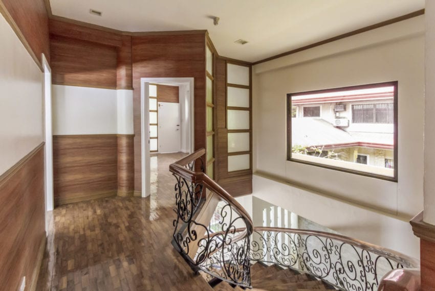 SRBML10 4 Bedroom House for Sale in Maria Luisa Park Cebu Grand