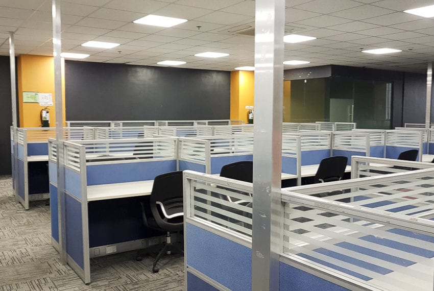 RCP156B 551 SqM Fitted Office Space for Rent in Cebu Business Pa