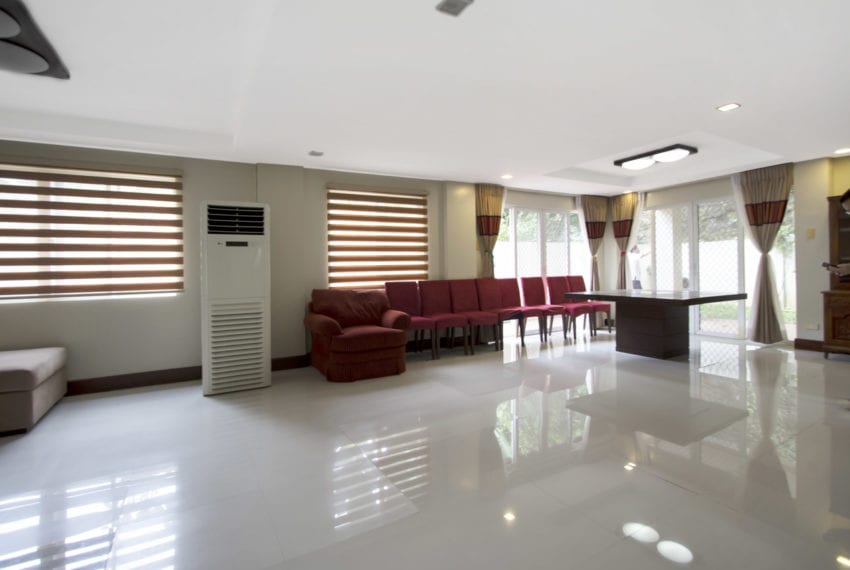 SRBML16 4 Bedroom House for Sale in Maria Luisa Park Cebu Grand