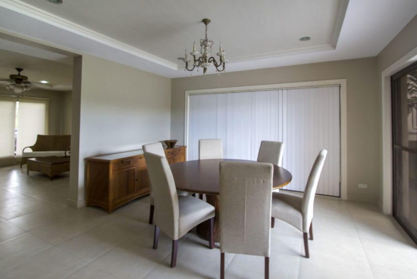 RH335 Spacious 3 Bedroom House for Rent in Banilad Cebu Grand Re