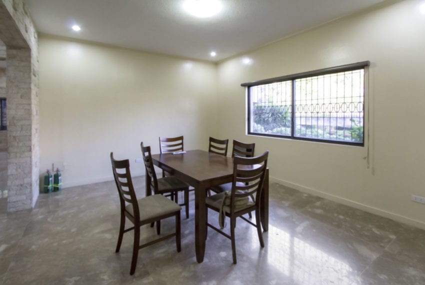 RH336 Large 4 Bedroom House for Rent in Banilad Cebu Grand Realt