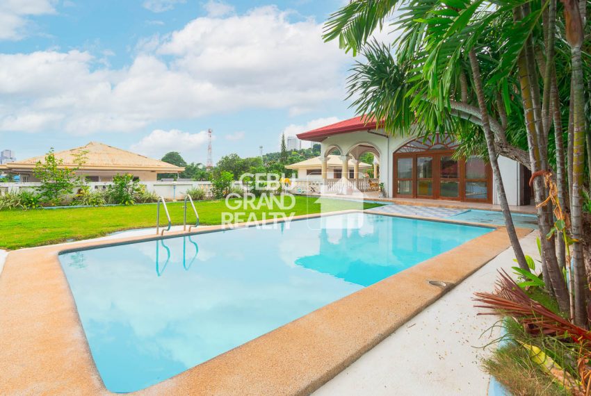 RHML92 6 Bedroom House with Swimming Pool for Rent in Maria Luisa Park - Cebu Grand Realty (1)