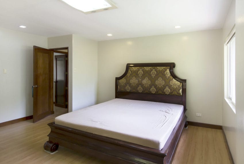 SRBML16 4 Bedroom House for Sale in Maria Luisa Park Cebu Grand