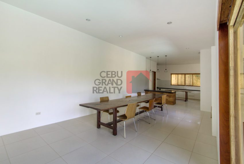 RHNT10 5 Bedroom House for Rent in North Town Homes - Cebu Grand