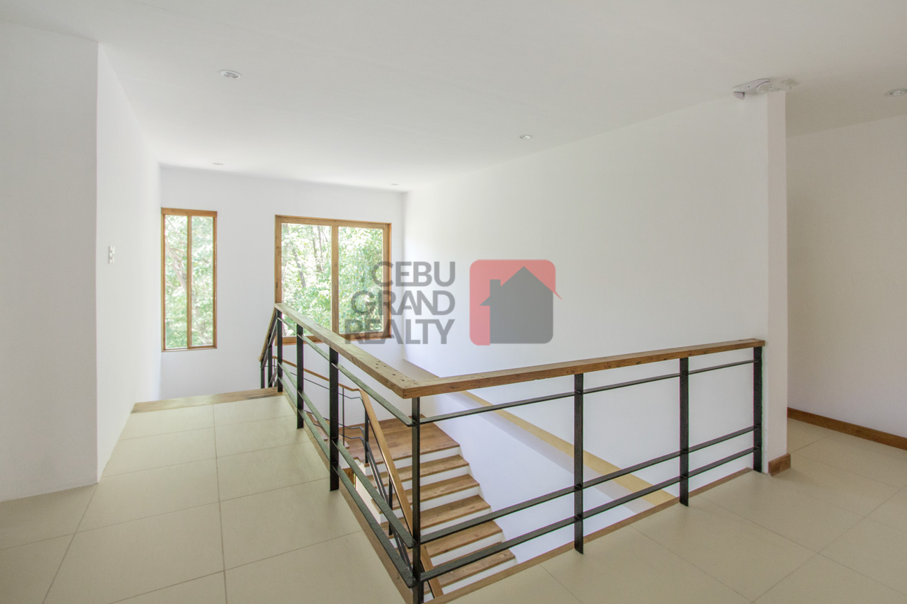 RHNT10 5 Bedroom House for Rent in North Town Homes - Cebu Grand