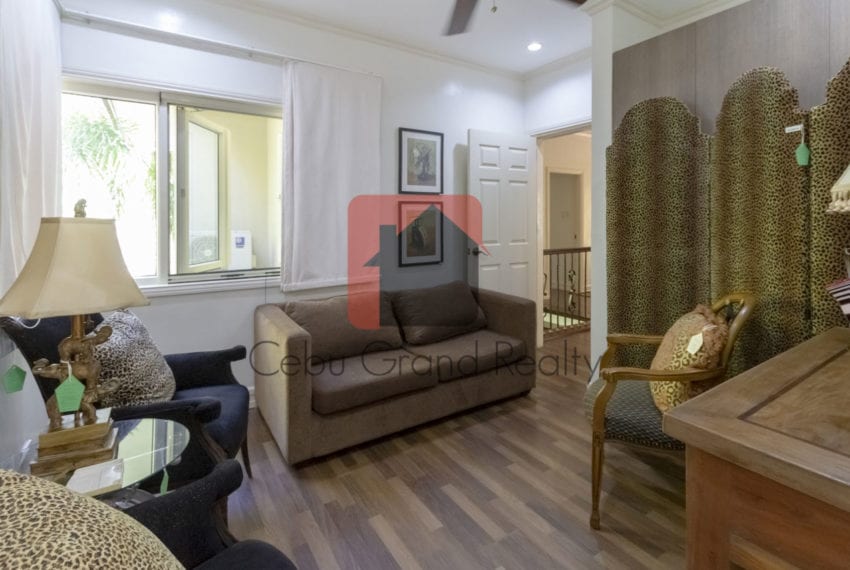 Spacious 3 Bedroom House for Rent in Maria Luisa Park