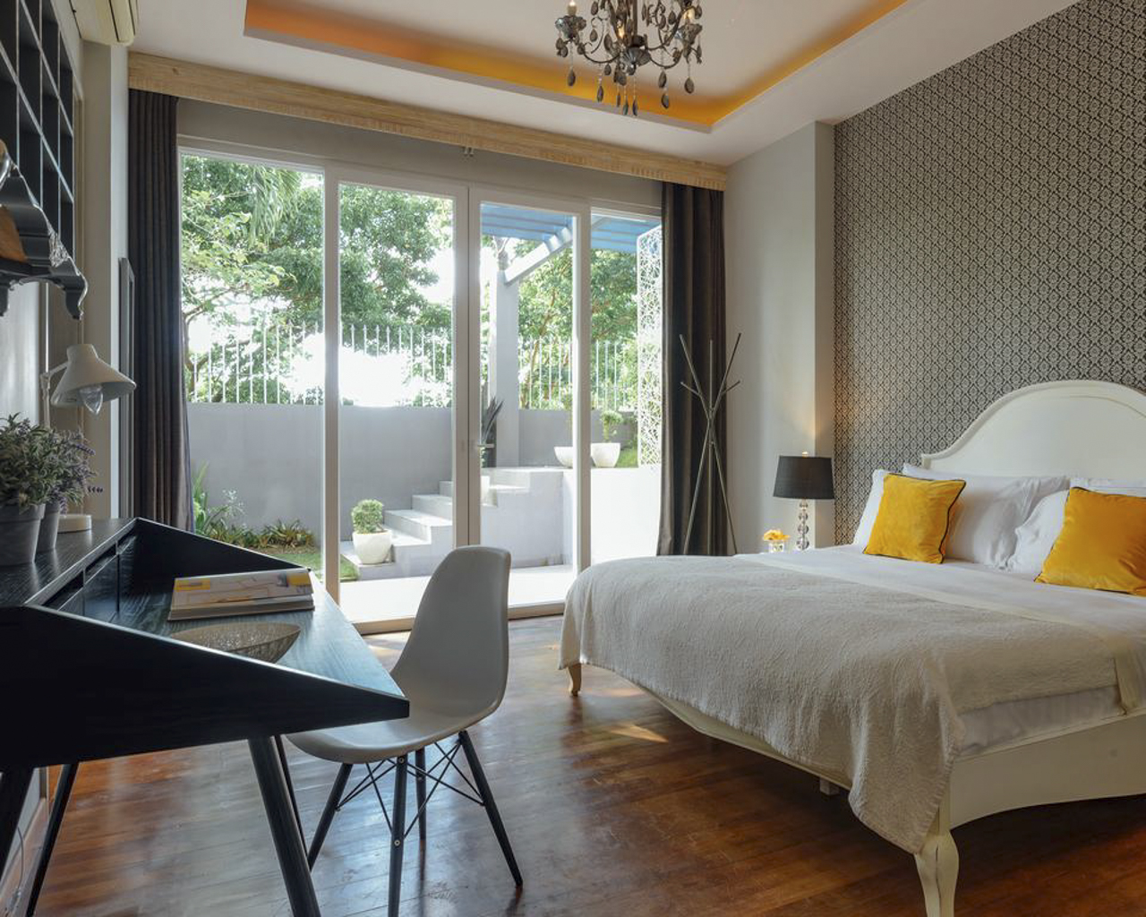 SRBML4 Luxury 5 Bedroom House for Sale in Maria Luisa Park Cebu Grand Realty-11