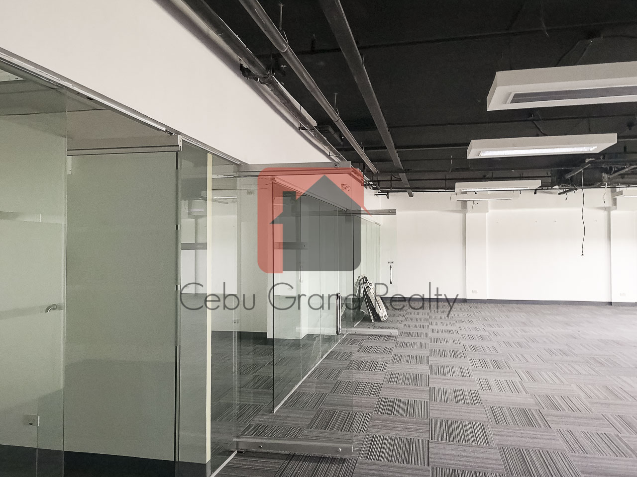 RCP186 388 SqM Office for Rent in Cebu IT Park Cebu Grand Realty