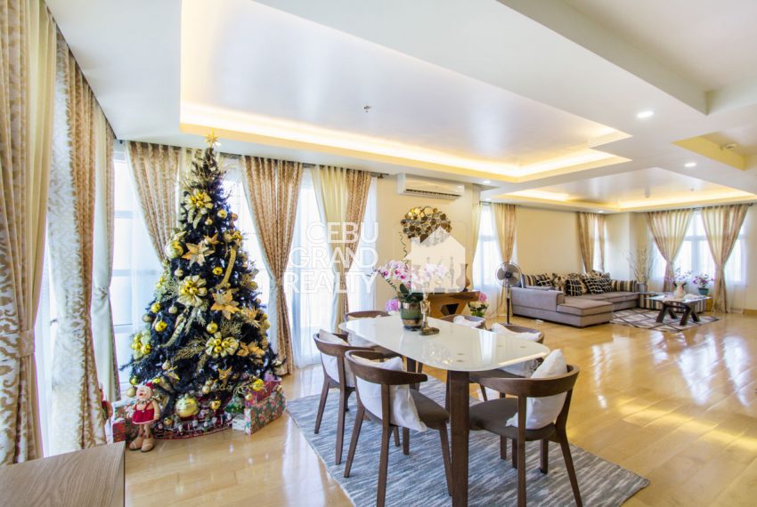 SRBTS6 Tri-Level Penthouse with Private Roof Deck for Sale in 1016 Residences Cebu Grand Realty (4)