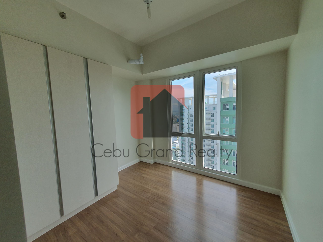 SRBS2 2 Bedroom Condo for Sale in Cebu Business Park Cebu Grand Realty-8