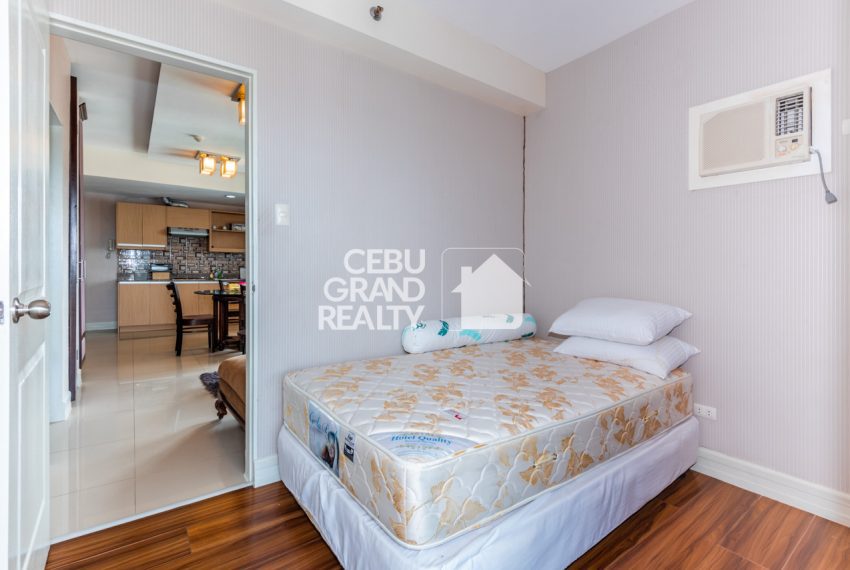 RCGR2 Furnished 2 Bedroom Condo for Rent near Cebu IT Park - Cebu Grand Realty (6)