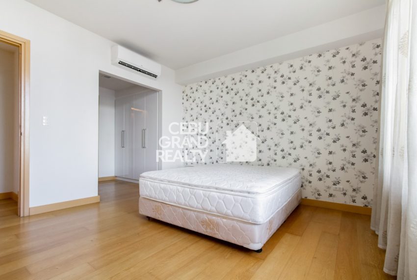 RCTS13 2 Bedroom Condo for Rent in Cebu Business Park Cebu Grand