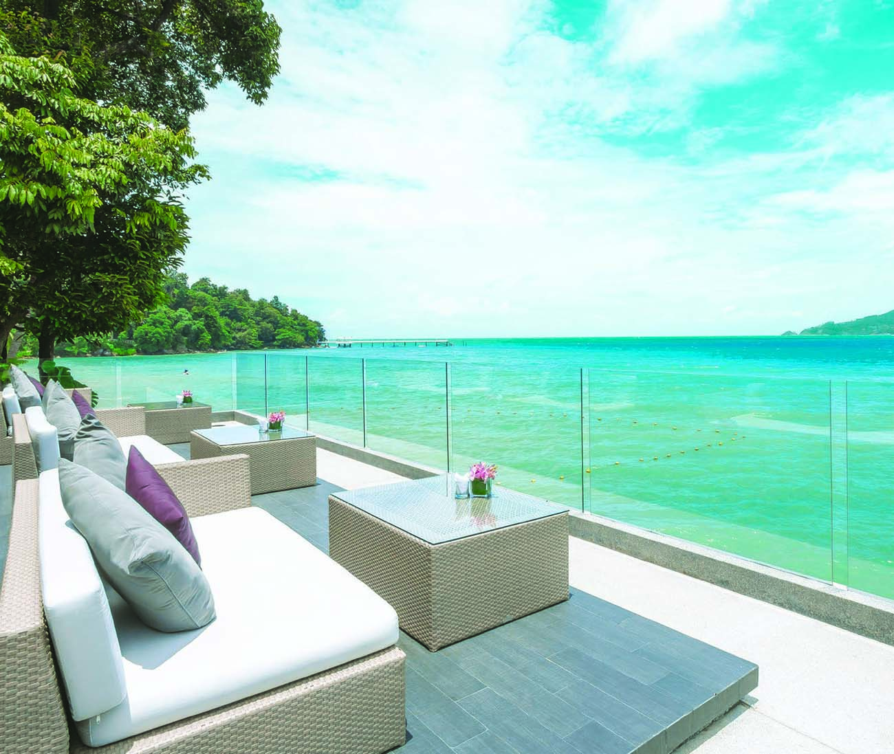 SRD56 Beachfront 2 Bedroom Condo for Sale in Aruga Resort and Residences – Mactan - Cebu Grand Realty (9)