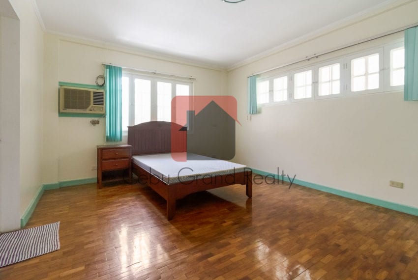 RHSN2 Spacious 4 Bedroom House for Rent in Banilad Cebu Grand Re