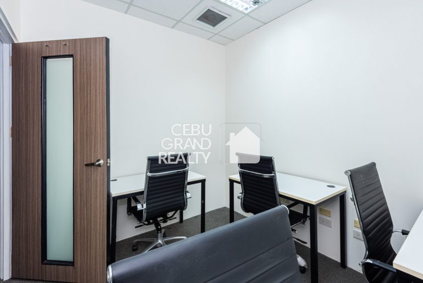 RCP133A 5 Seats Ready Office for Rent in Cebu IT Park - Cebu Grand Realty (3)
