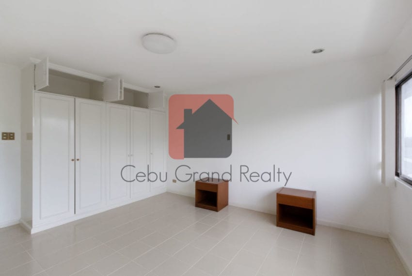 RCREC2 Spacious 2 Bedroom Condo for Rent in Banilad Cebu Grand R