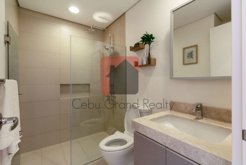 RCTTS24 Spacious Studio for Rent in 32 Sanson Cebu Grand Realty