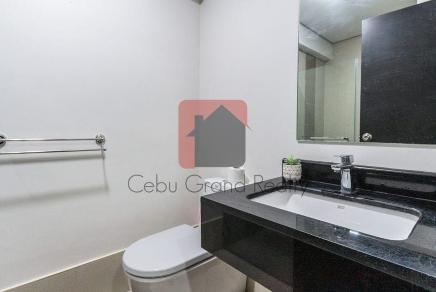 RCS12 Furnished Studio for Rent in Solinea Towers Cebu Grand Rea