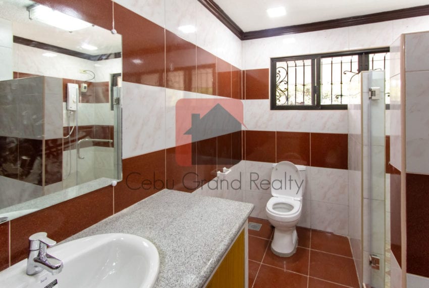 RHCV1 8 Bedroom House for Rent in Mandaue Cebu Grand Realty