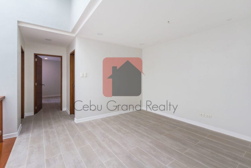 SRBSA1 Brand New 4 Bedroom Duplex House for Sale in Banilad Cebu