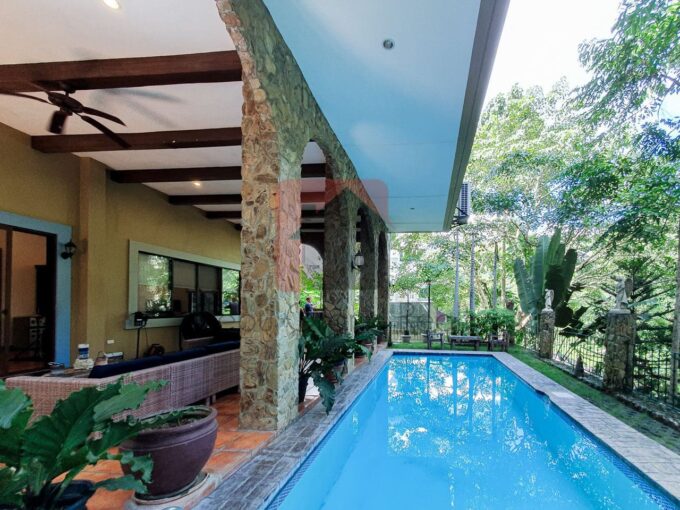 Maria Luisa house for sale
