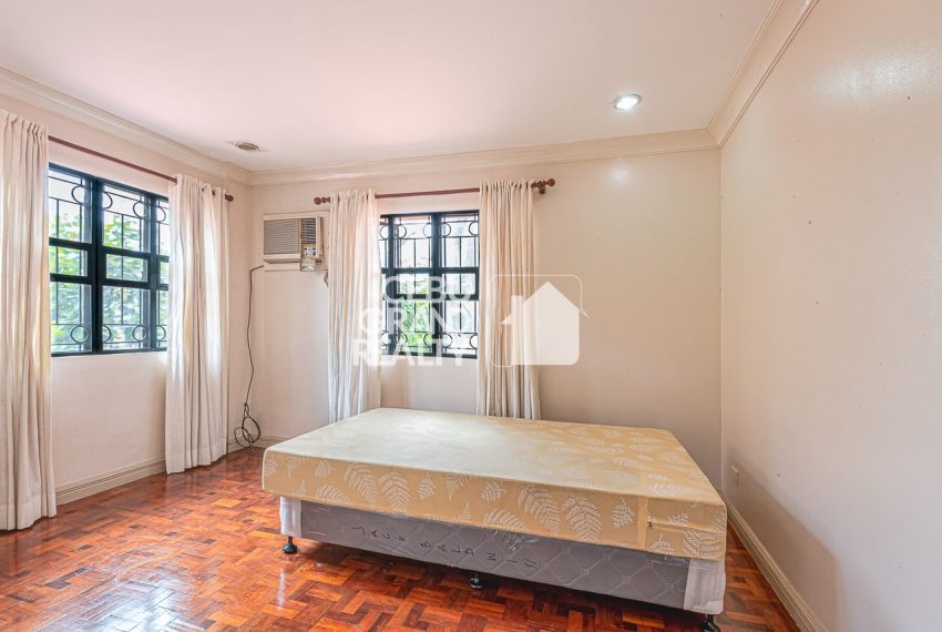 RHBP2 3 Bedroom House for Rent in Banilad - Cebu Grand Realty (10)