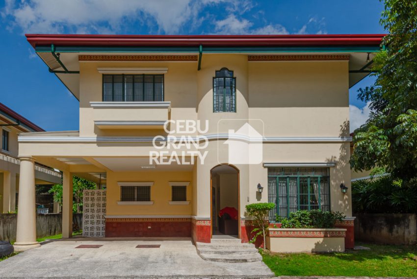 RHBP5 Furnished 3 Bedroom House for Rent in Banilad - Cebu Grand Realty (1)