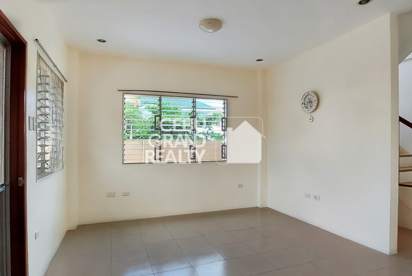 RHMV3 Unfurnished 3 Bedroom House for Rent in Talamban - Cebu Grand Realty (2)
