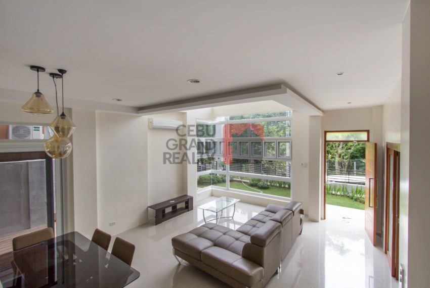 SRBML37 Furnished 5 Bedroom House for Sale in Maria Luisa Park -