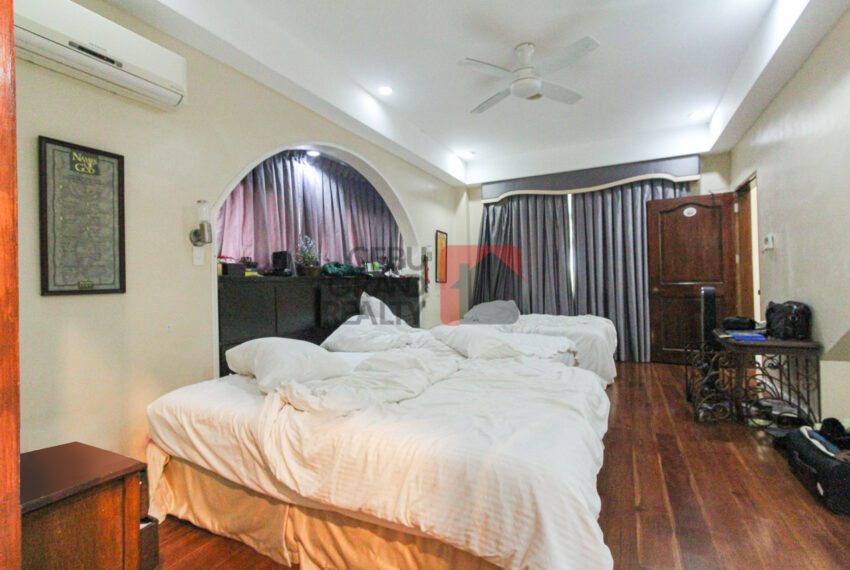 RHML82 Large 6 Bedroom House for Rent in Maria Luisa Park - Cebu