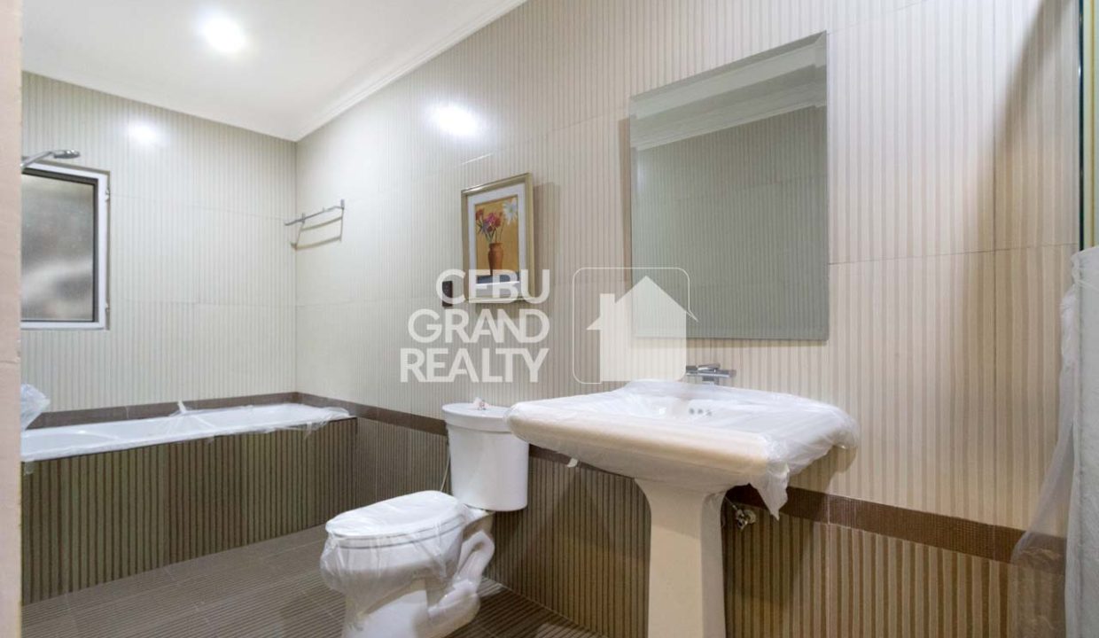 RHML52 Furnished 5 Bedroom House for Rent in Maria Luisa Park - Cebu Grand Realty-17
