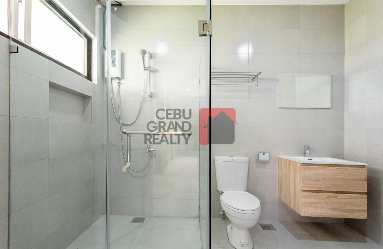 RHNT28 Renovated 8 Bedroom House for Rent in North Town Homes - Cebu Grand Realty (13)