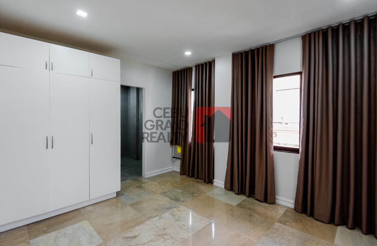 RHNT28 Renovated 8 Bedroom House for Rent in North Town Homes - Cebu Grand Realty (23)