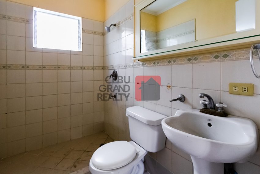 RHVT1 Unfurnished 3 Bedroom House for Rent in Mandaue - Cebu Grand Realty (1)