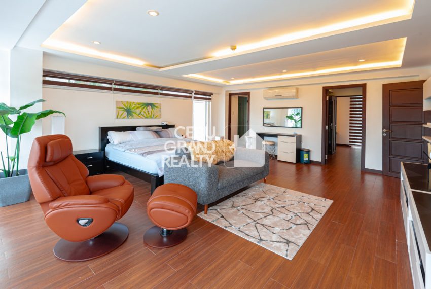 SRBML39 Modern 4 Bedroom House for Sale in Maria Luisa Park - Cebu Grand Realty (13)